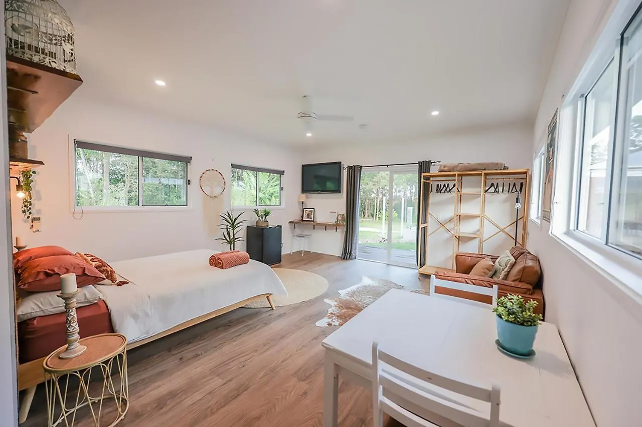 The Poolhaus Retreat - Peaceful Private Studio Valdora 0*,  Australia