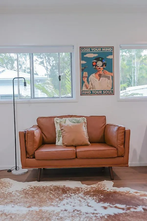 The Poolhaus Retreat - Peaceful Private Studio Valdora